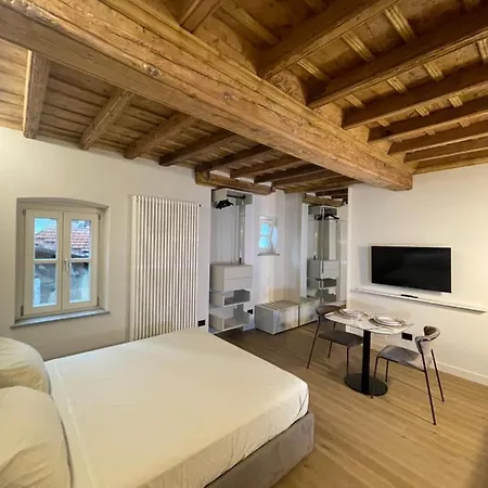 아파트 La Dimora Del Brocante *